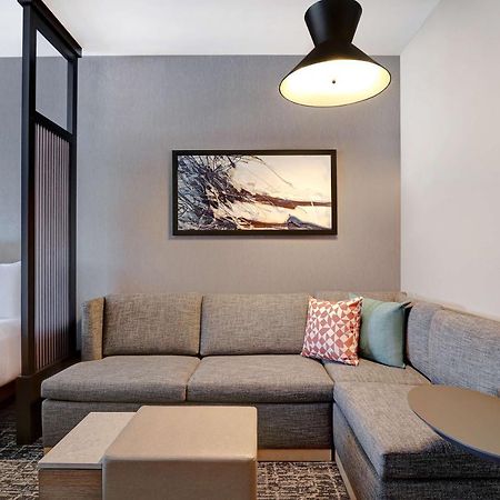 Hyatt Place Ottawa West エクステリア 写真