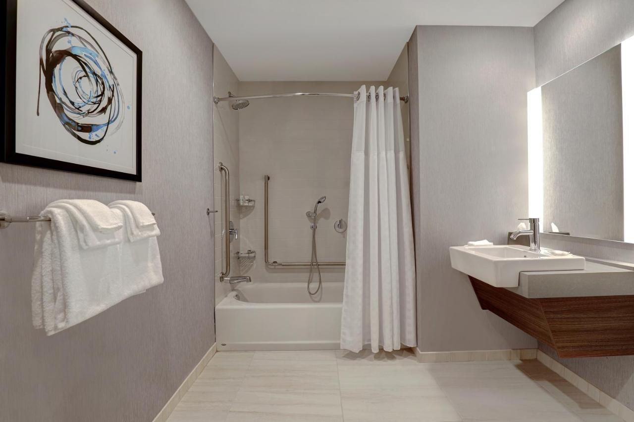 Hyatt Place Ottawa West エクステリア 写真