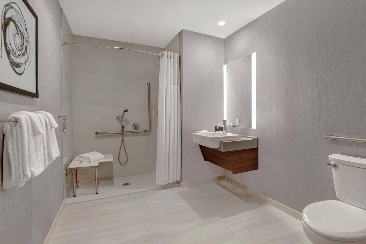 Hyatt Place Ottawa West エクステリア 写真