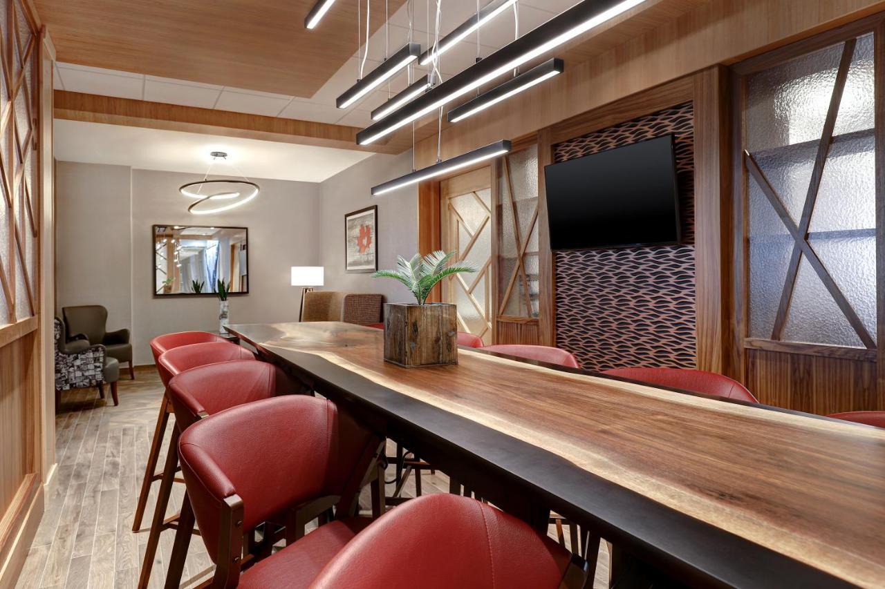 Hyatt Place Ottawa West エクステリア 写真