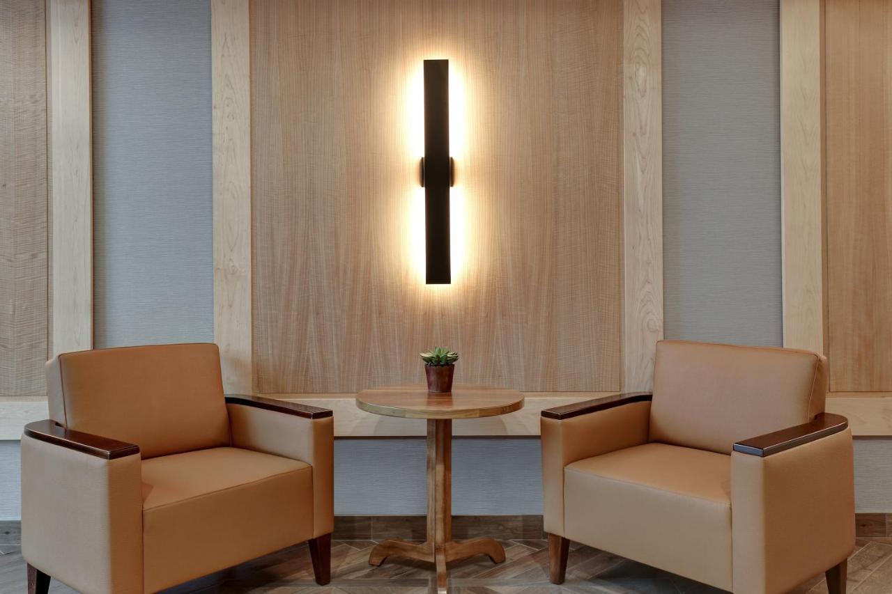 Hyatt Place Ottawa West エクステリア 写真